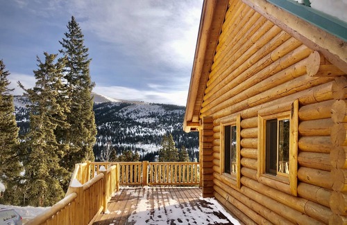 Alma Cabin | Secluded Log Cabin on 2 acres, backs to Pike National Forest, just 15mi to Breck