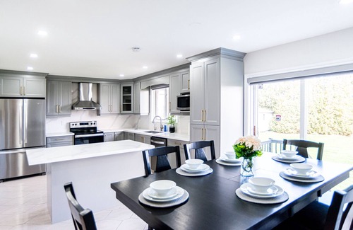 Hamilton Other | Secluded Luxury on 52 Acres