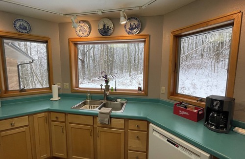 Baraboo House | Secluded Mid-Century 10 minutes from Devils Lake State Park, Baraboo & skiing