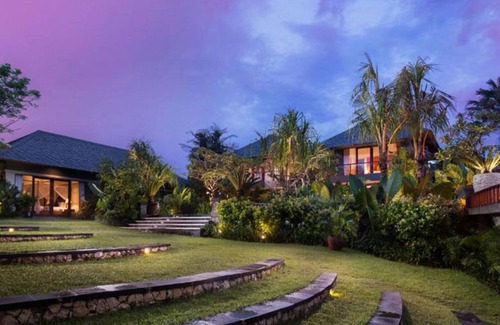 Pecatu Villa | Secluded Oasis in Bali with 7 Bedrooms,2244
