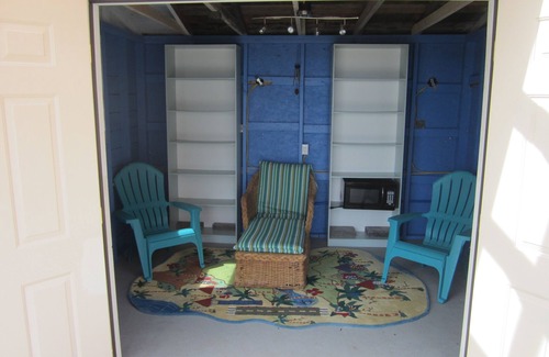 Harbor Beach Cottage | Secluded/Quiet Renovated Lakefront Cottage For Families/No Large Groups,Sleep 10