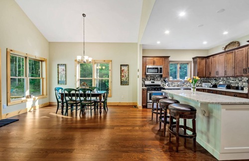 Diamond Point House | Secluded retreat. Great for families. Walk to Trout lake. High Speed Internet.
