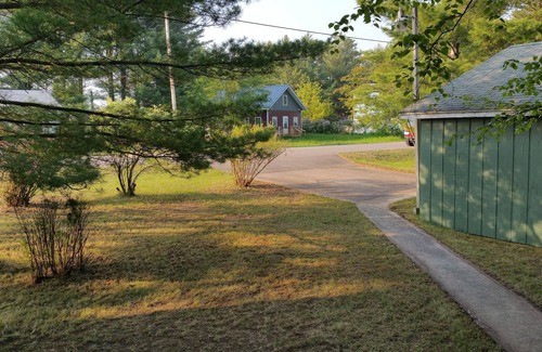 Au Train House | Secluded Retreat w/river access near Lake Superior Beach and Pictured Rocks
