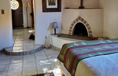 Embudo House | Secluded River Paradise –Wedding Parties Welcome! The Perfect Couple's Retreat!