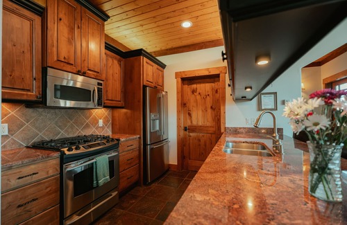Placerville House | Secluded Rocky Mountain Retreat Near Telluride and Ouray