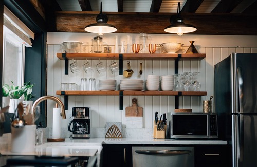 Ferryville Cabin | Secluded Rustic + Modern Log Cabin with hot tub by Stream, luxury getaway