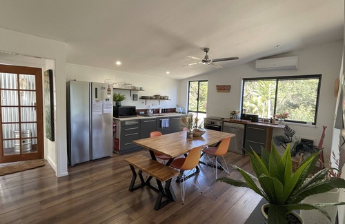 Smiths Creek House | Secluded Treetop Cabin - Uki/Mt Warning