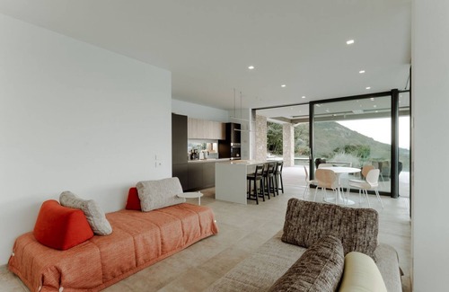 Brenzone sul Garda Villa | Secluded villa, epic views & pool - 6 mins drive from town centre and pubic beach.