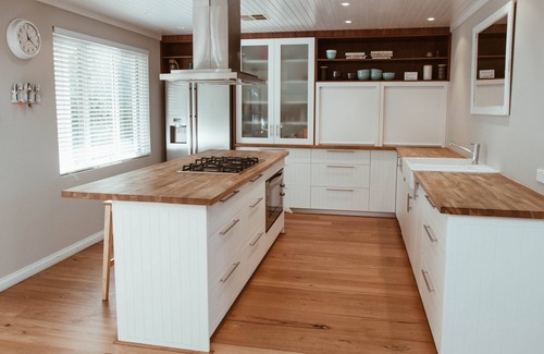 Broadwater House | Seclusion on the Bay