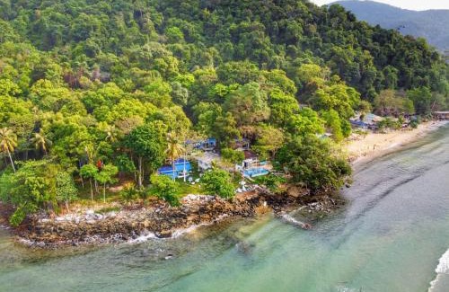 Khong Koi Beach House | Secret Garden Family House