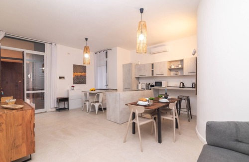 Portisco Apartment | Secret Garden House, Portisco, Italy