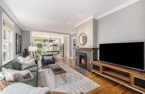 North Park Hill House | Secret Garden Retreat In Park Hill