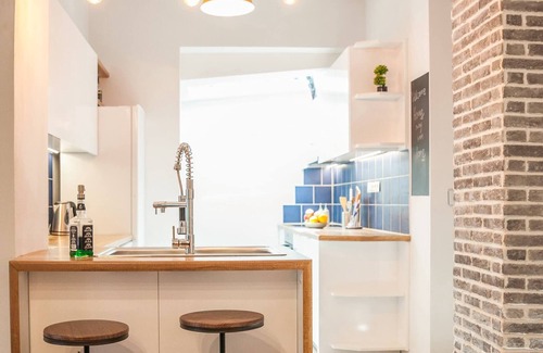 Nea Chora Apartment | Secret Loft, 2min Walk From The Beach, High Tech