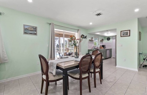 Port Charlotte - Charlotte Harbor Villa | Secret Oasis canal front and heated pool