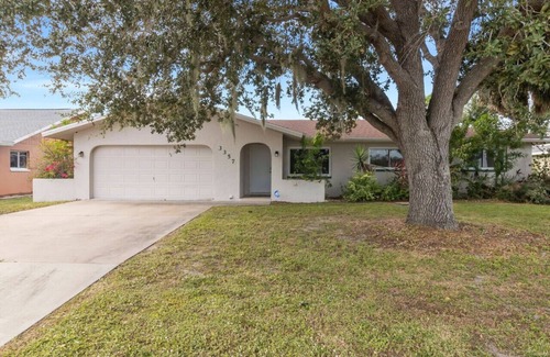 Port Charlotte - Charlotte Harbor Villa | Secret Oasis canal front and heated pool