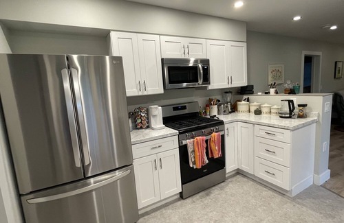Williamstown Apartment | Secret, one-bedroom hideaway overlooking picturesque field in Williamstown