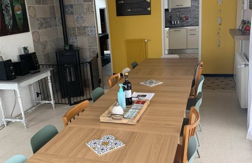 Longeville-sur-Mer House | Secrets Salés, seaside cottage with swimming pool