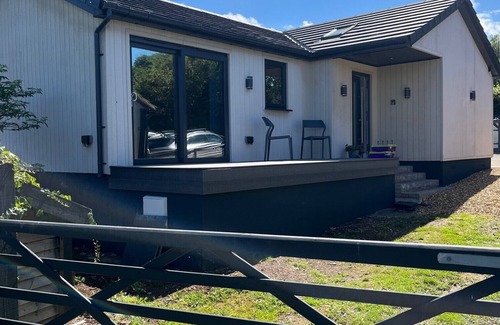 Locking House | Secure, Detached bungalow overlooking Weston-super-Mare, the Severn and Wales