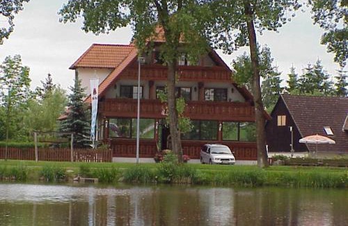 Fichtenau Hotel | See-Hotel Storchenmuehle