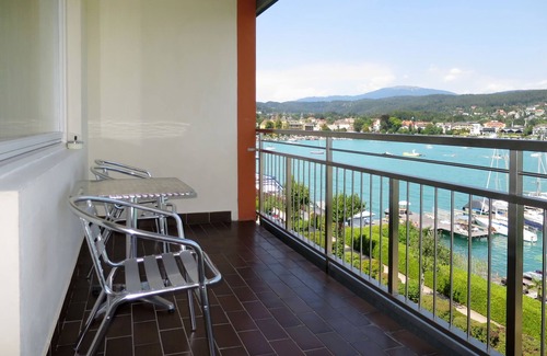 Augsdorf Apartment | Seecorso by Interhome
