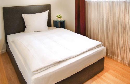 Alt-Muhlburg Apartment | SEEGER Living Premium West