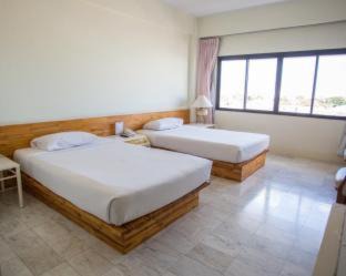 Uttaradit Hotel | Seeharaj Hotel
