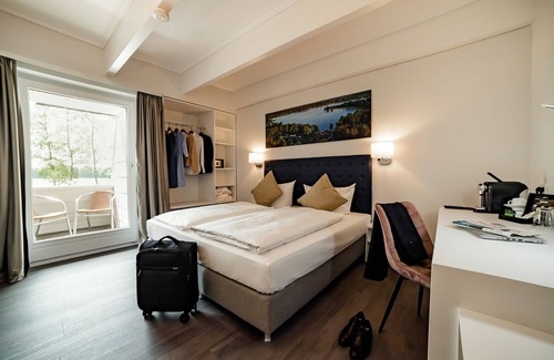 Isenbuttel Hotel | Seehotel am Tankumsee