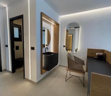 Paraga Apartment | Seethrough Mykonos Suites