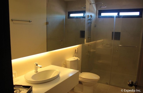 Olongapo Hotel | Segara Suites