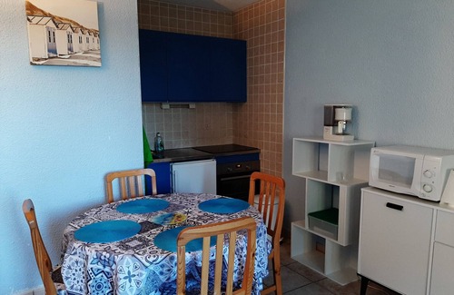 Le Penon Apartment | Seignosse: Cozy Studio Steps from Ocean & Close to Center