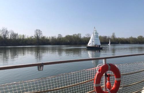Vaux-sur-Seine House | SeineHouse - Maison flottante (HouseBoat) - Séjour magique sur l'eau