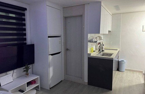 Ingye-dong Apartment | SejiStay Sesistay # Located near Maegyo Station # Suwon City Hall