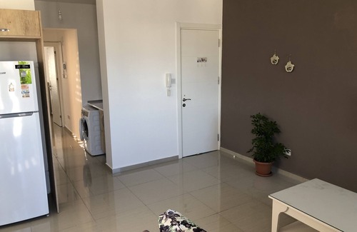 Zeytinlik Apartment | Seker Apartment: Kyrenia City Center. Mountain View. Easy Access.
