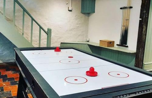 Llandysul House | Selah Teifi spectacular river view with games room