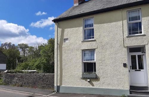 Llandysul House | Selah Teifi spectacular river view with games room