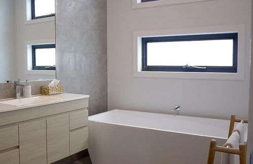 Scamander House | Selbourne by the Sea in Scamander