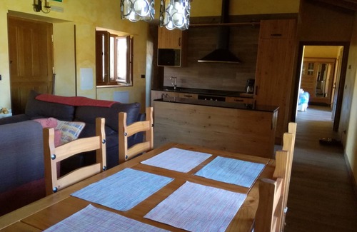 Narvaja Cottage | Self catering Lecea y Alianzas for 5 people