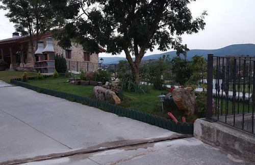 Narvaja Cottage | Self catering Lecea y Alianzas for 13 people