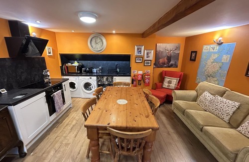 Inverness Cottage | Self-Catering A true gem in Scottish Highlands.