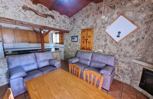 Nerpio Cottage | Self catering cottage Los Enebros for 6 people