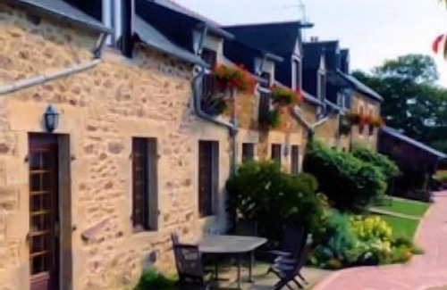 Corseul Cottage | Self catering La Julerie for 8 people