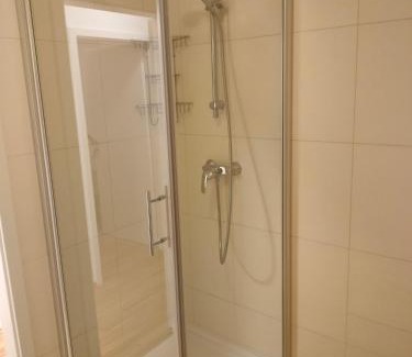 Breitenbrunn Apartment | Self Check-in Doppelzimmer mit Seeblick und Klimaanlage - Neusiedlersee