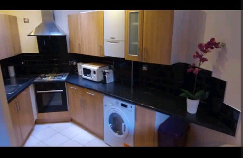 Brooklands Apartment | Self Contained Apartment Near Romford Queens Hospital