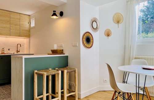 Meudon Apartment | Self-contained apartment in guest house - Near Paris