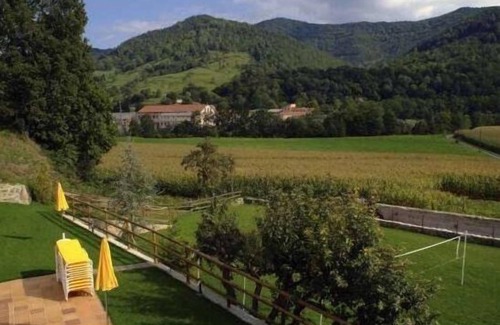 Sant Joan de Les Abadesses Cottage | Self catering Mas la Batllia for 4 people