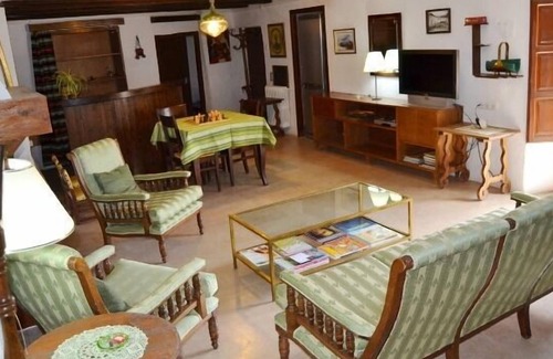 Villarroya de los Pinares Cottage | Self catering El Patio del Maestrazgo for 5 people