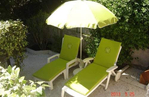 Villeneuve Loubet Beach House | Semi-detached house in residence