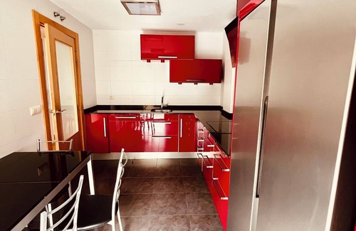 Viana House | Semi-detached house 6Kms from Logroño, with breakfast and pool! In wild nature.