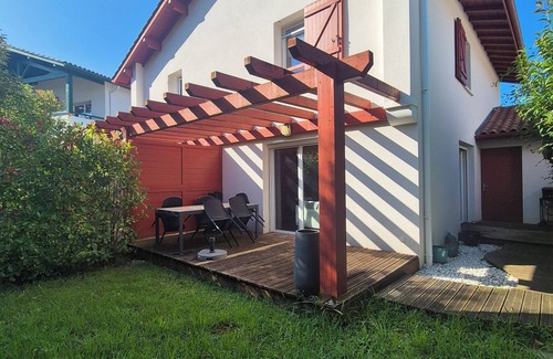 Mouguerre House | Semi-detached house 7min from Bayonne.
