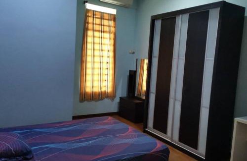 Kampung Rawa House | Semi-detached House, Semenyih, Selangor